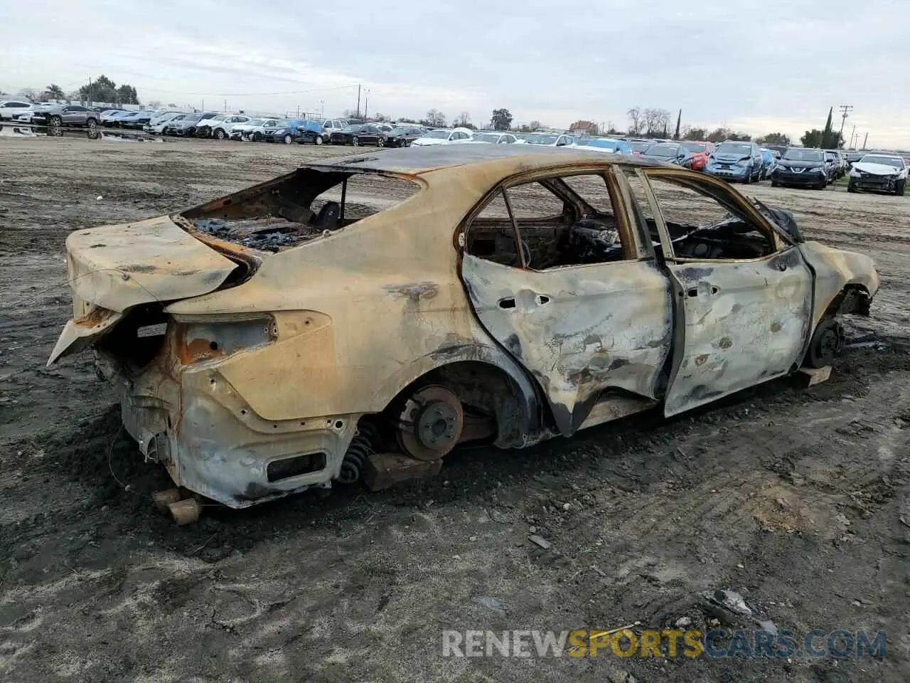 3 Фотография поврежденного автомобиля 4T1G11AKXMU535770 TOYOTA CAMRY 2021