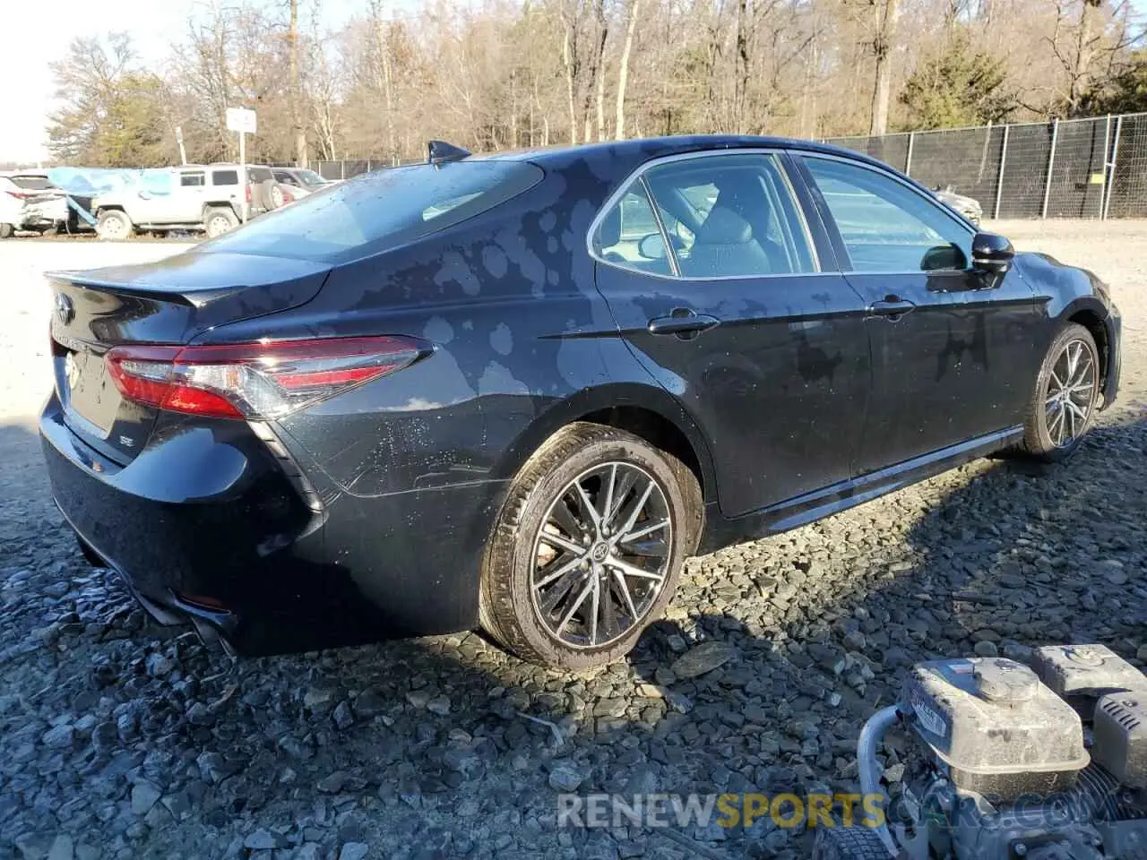 3 Фотография поврежденного автомобиля 4T1G11AKXMU542184 TOYOTA CAMRY 2021