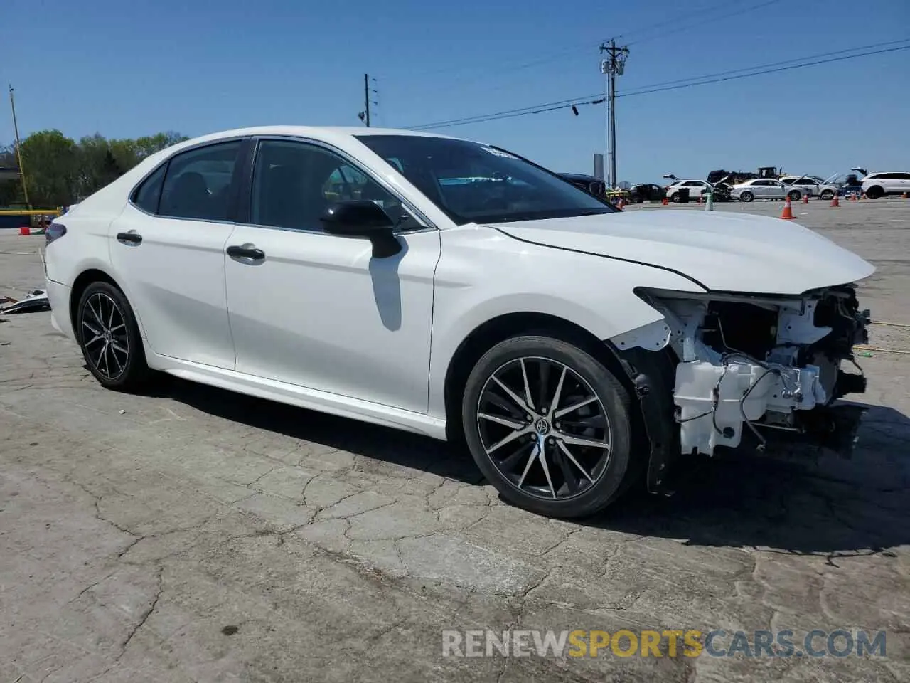 4 Photograph of a damaged car 4T1G11AKXMU585956 TOYOTA CAMRY 2021