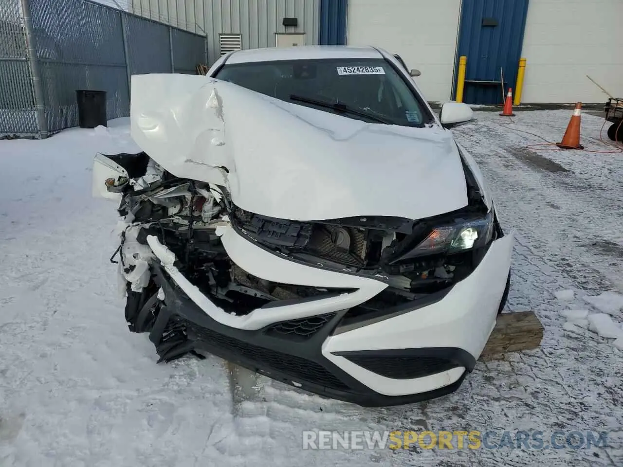 5 Photograph of a damaged car 4T1G11AKXMU603579 TOYOTA CAMRY 2021
