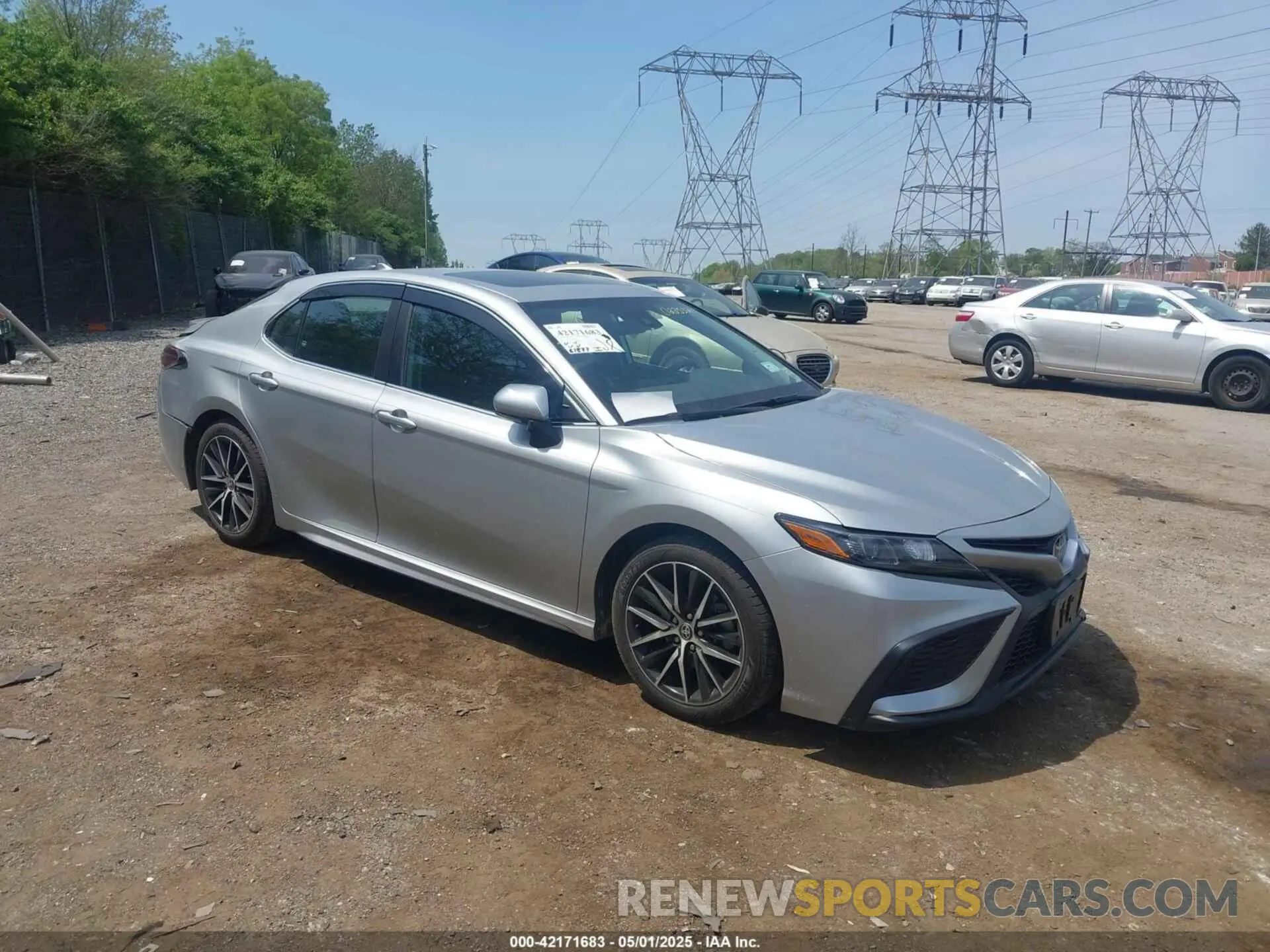 1 Фотография поврежденного автомобиля 4T1G11BK0MU023532 TOYOTA CAMRY 2021