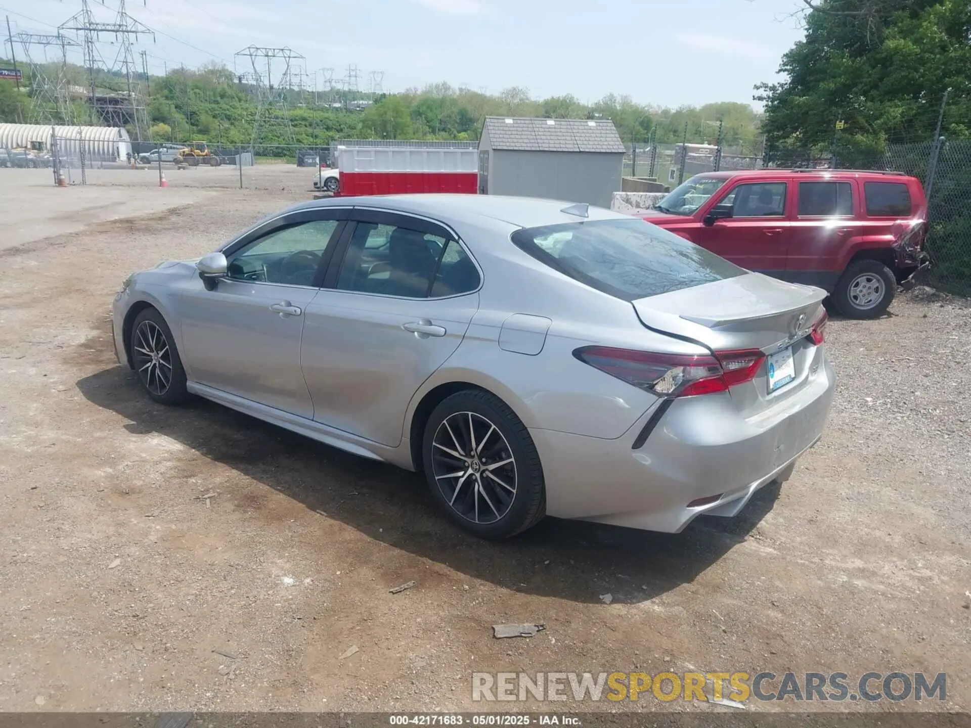 3 Фотография поврежденного автомобиля 4T1G11BK0MU023532 TOYOTA CAMRY 2021