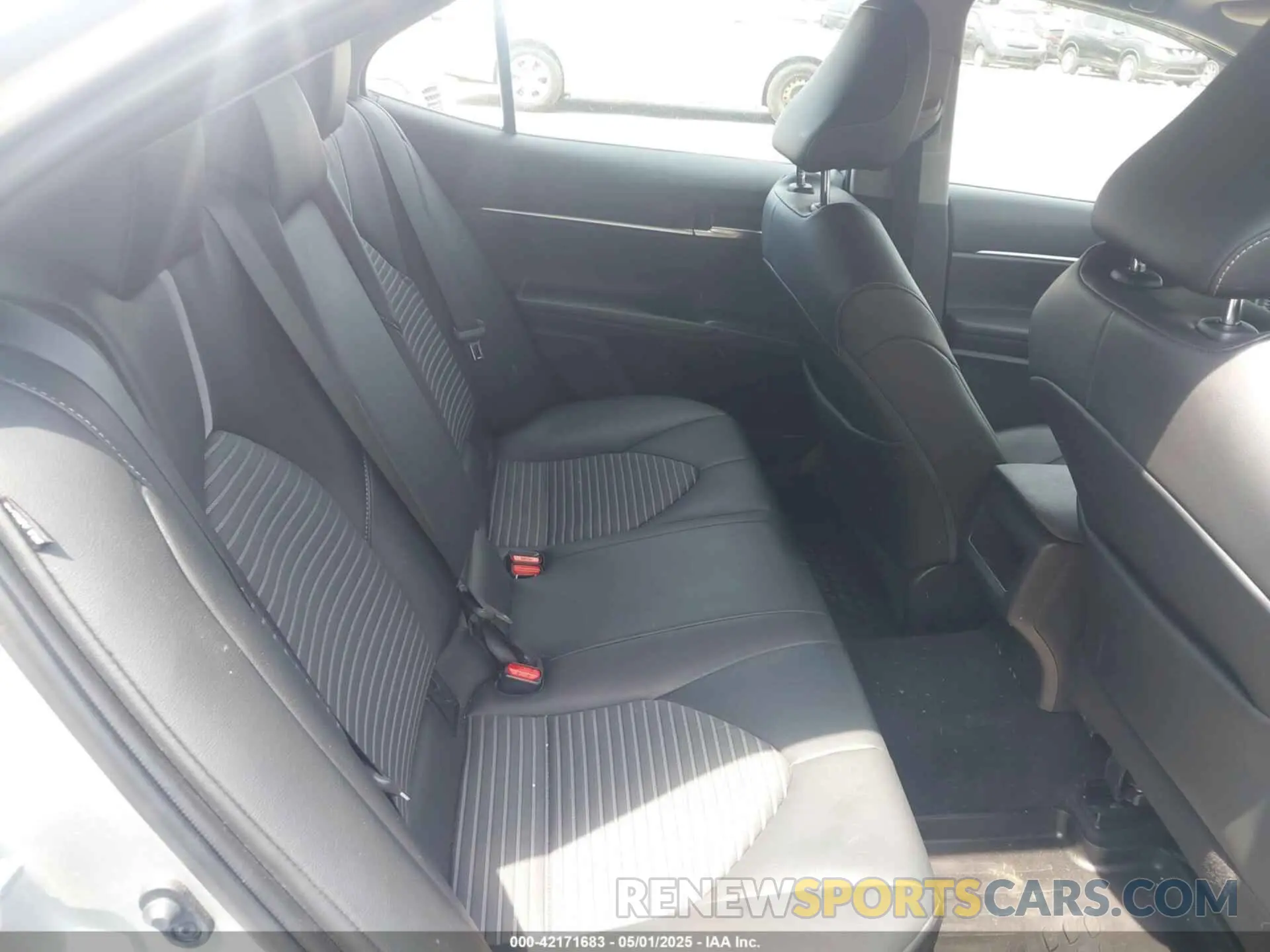 8 Фотография поврежденного автомобиля 4T1G11BK0MU023532 TOYOTA CAMRY 2021