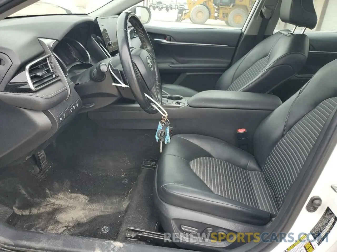 7 Photograph of a damaged car 4T1G11BK2MU020275 TOYOTA CAMRY 2021