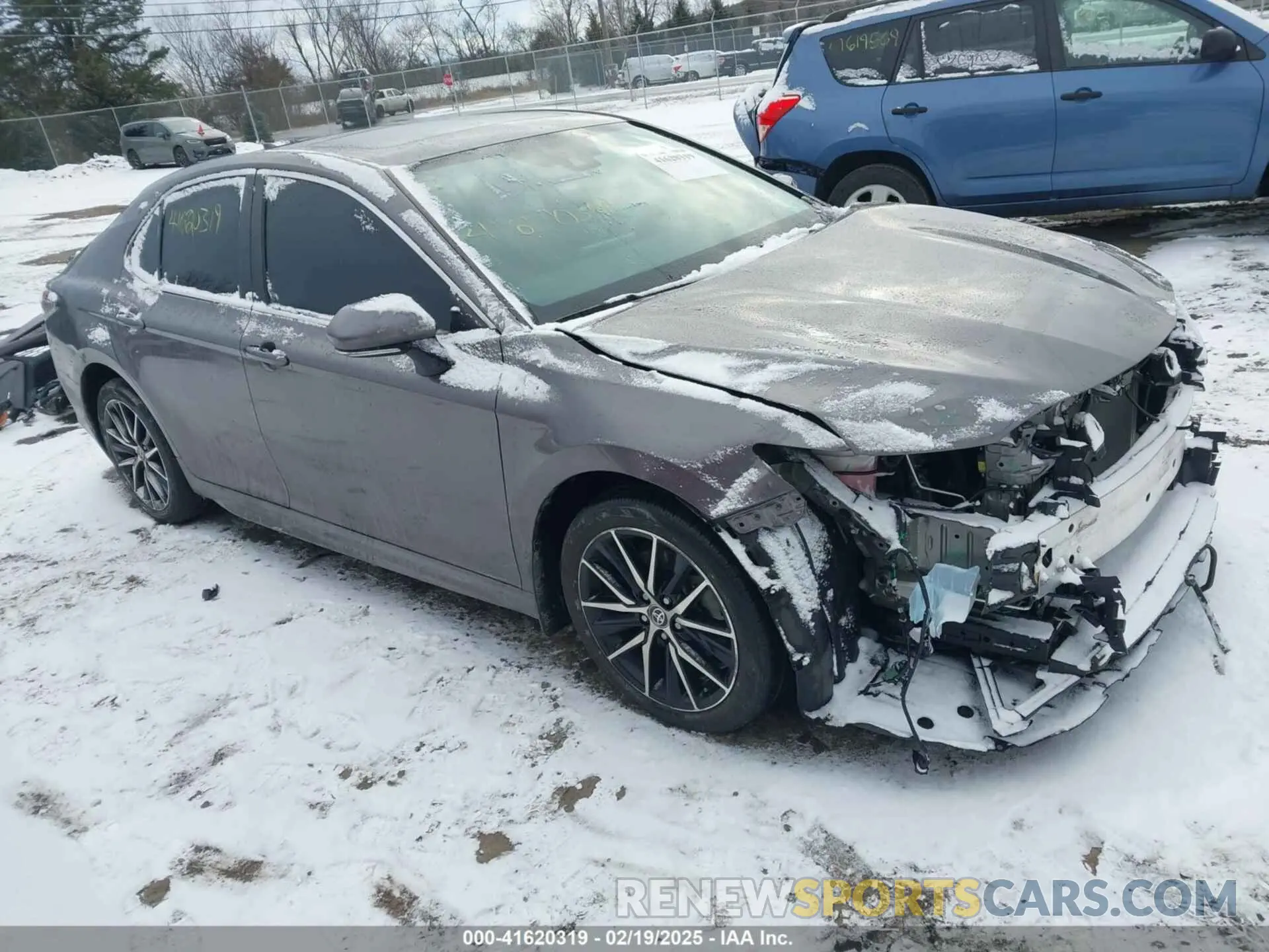 1 Фотография поврежденного автомобиля 4T1G11BK3MU029082 TOYOTA CAMRY 2021