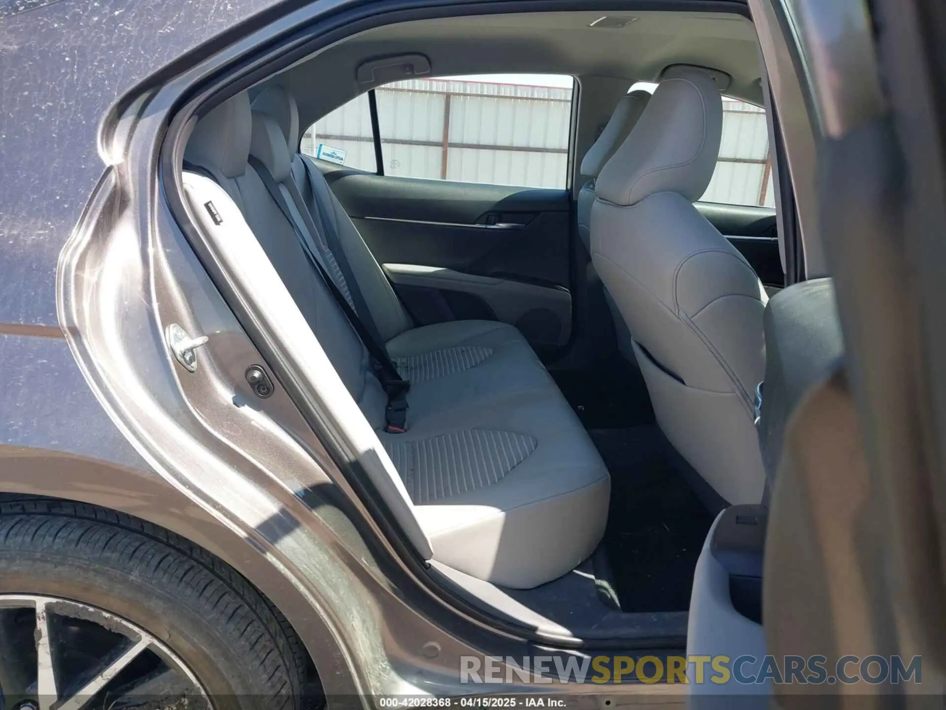 8 Фотография поврежденного автомобиля 4T1G11BK3MU033732 TOYOTA CAMRY 2021