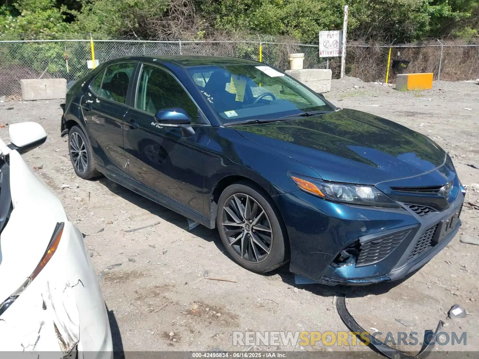 1 Photograph of a damaged car 4T1G11BK4MU042911 TOYOTA CAMRY 2021