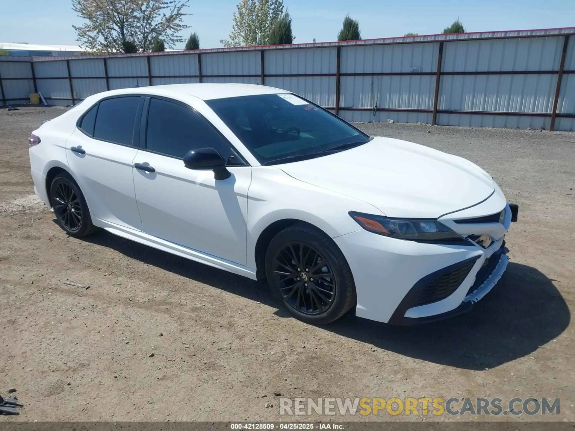 1 Photograph of a damaged car 4T1G11BK5MU020920 TOYOTA CAMRY 2021