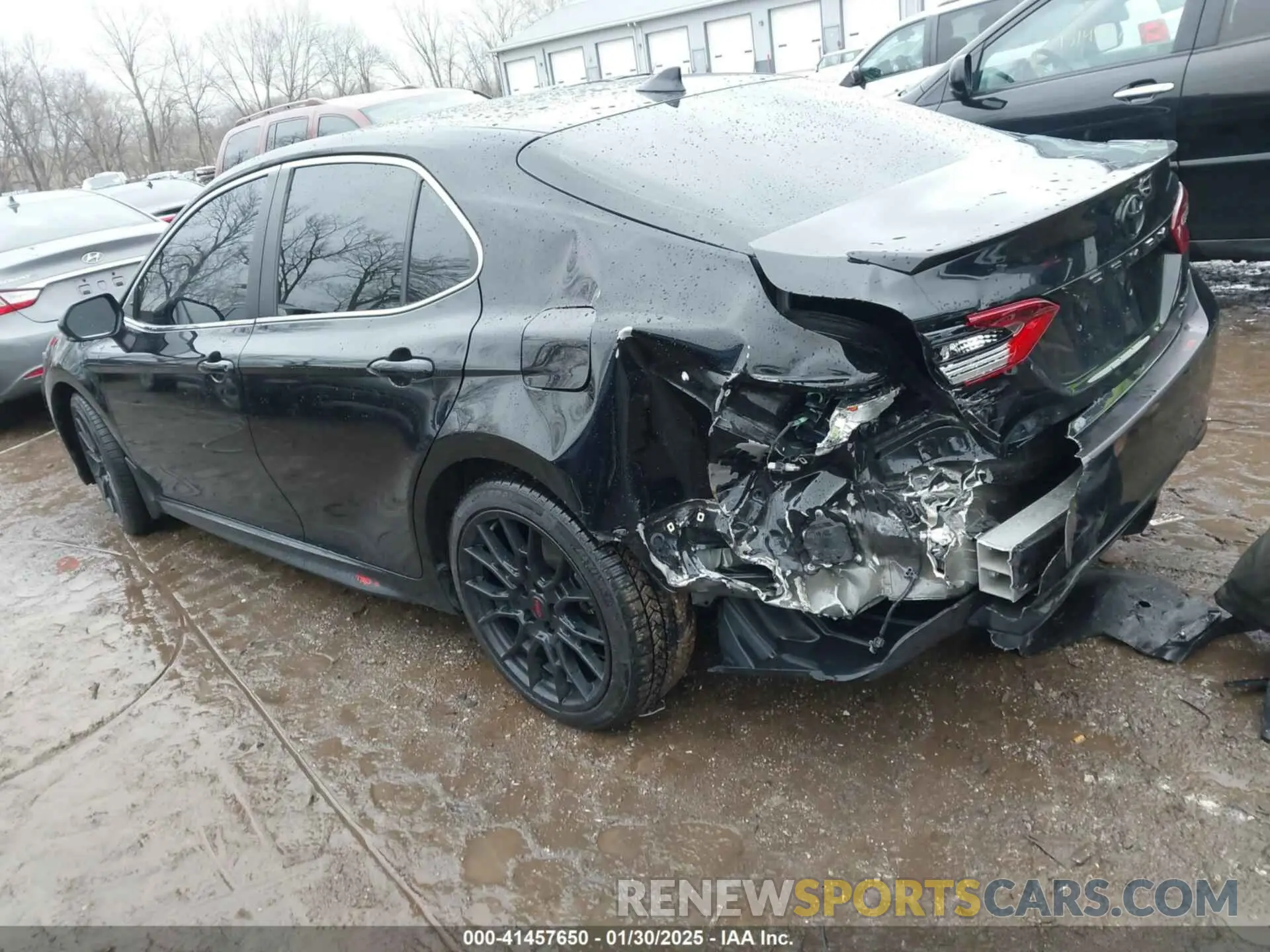 3 Фотография поврежденного автомобиля 4T1G11BK6MU046040 TOYOTA CAMRY 2021