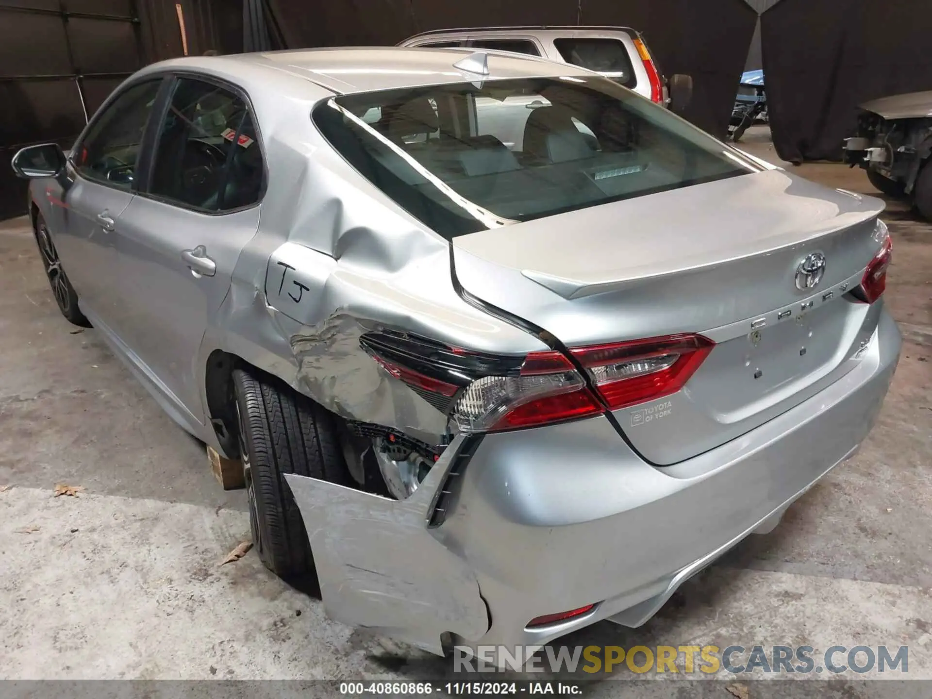 3 Photograph of a damaged car 4T1G11BK7MU030932 TOYOTA CAMRY 2021