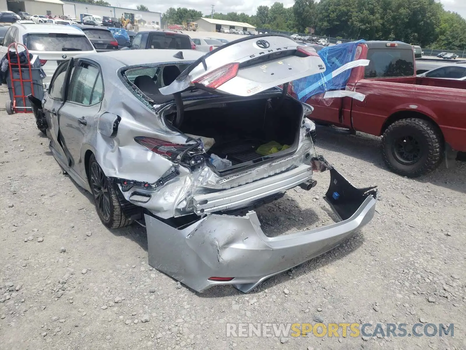 3 Photograph of a damaged car 4T1G11BK8MU031491 TOYOTA CAMRY 2021