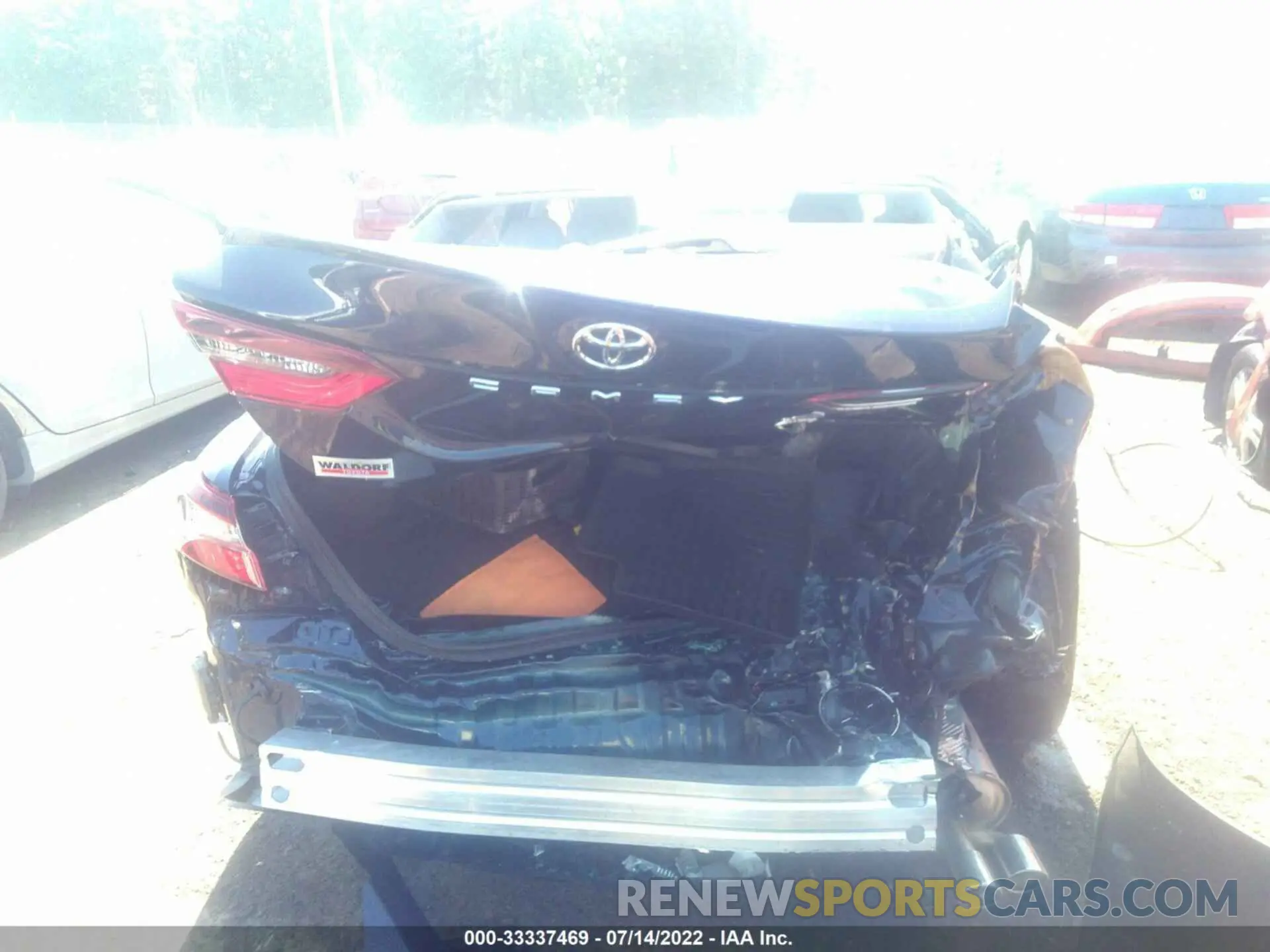 6 Photograph of a damaged car 4T1G11BK9MU028213 TOYOTA CAMRY 2021