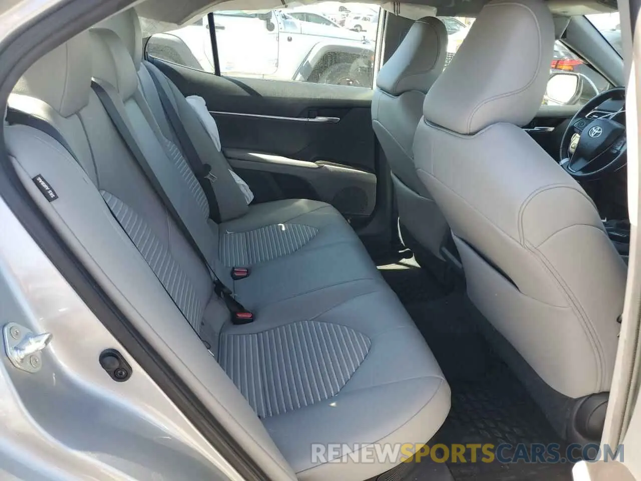 10 Photograph of a damaged car 4T1G31AK1MU555027 TOYOTA CAMRY 2021