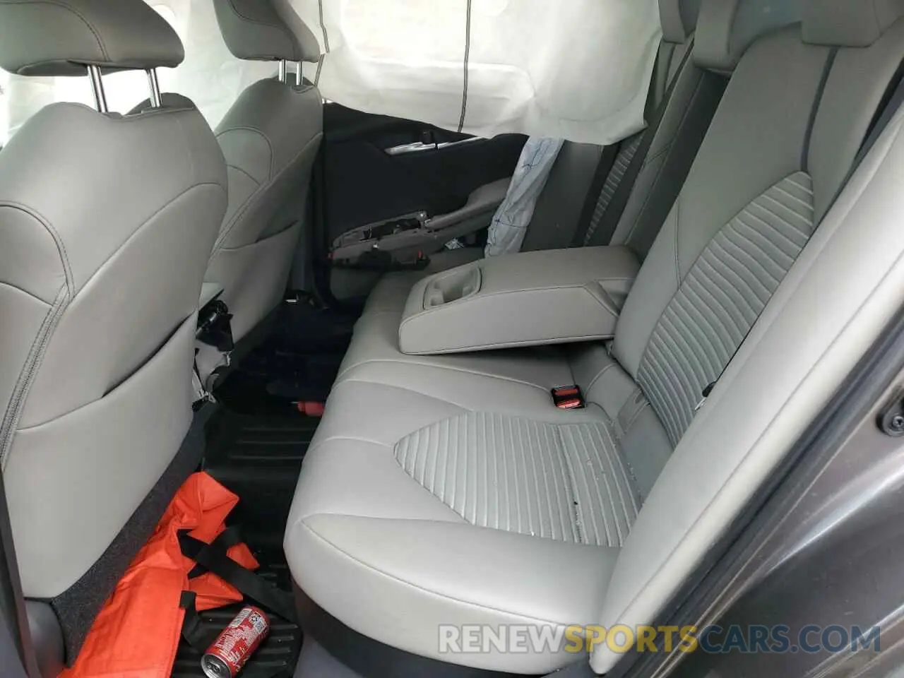 10 Photograph of a damaged car 4T1G31AK2MU555974 TOYOTA CAMRY 2021