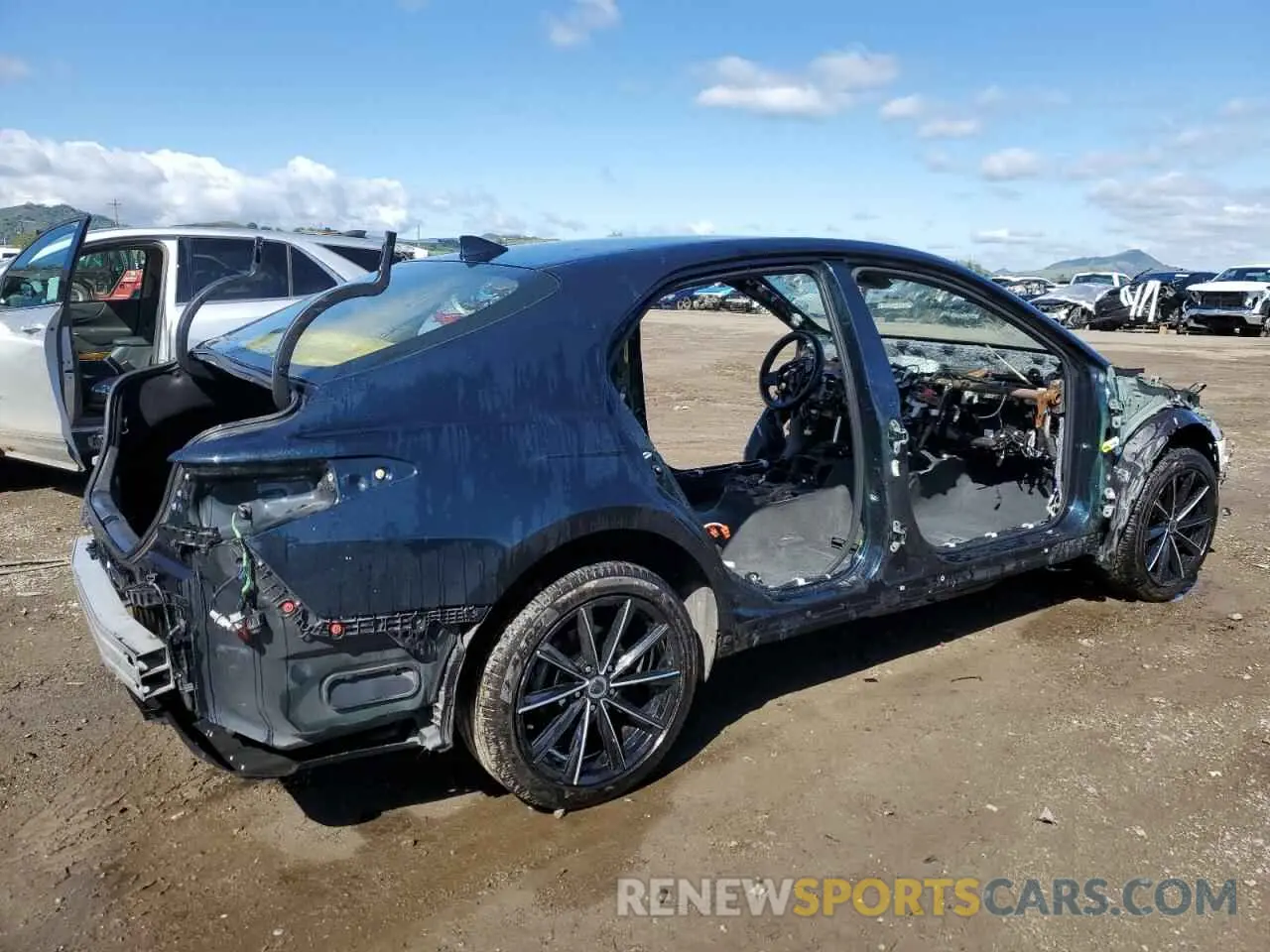3 Photograph of a damaged car 4T1G31AK3MU025089 TOYOTA CAMRY 2021