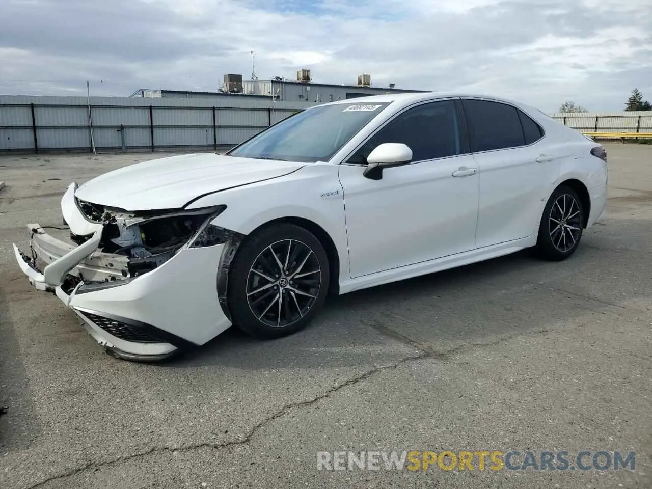 1 Photograph of a damaged car 4T1G31AK5MU559971 TOYOTA CAMRY 2021