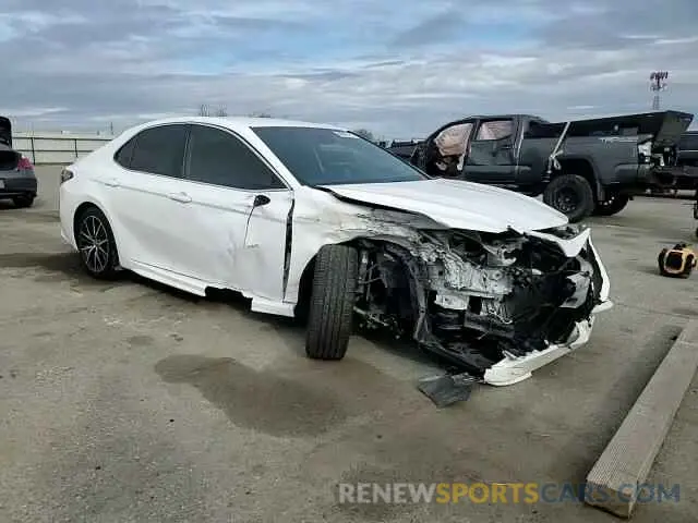 10 Photograph of a damaged car 4T1G31AK5MU559971 TOYOTA CAMRY 2021