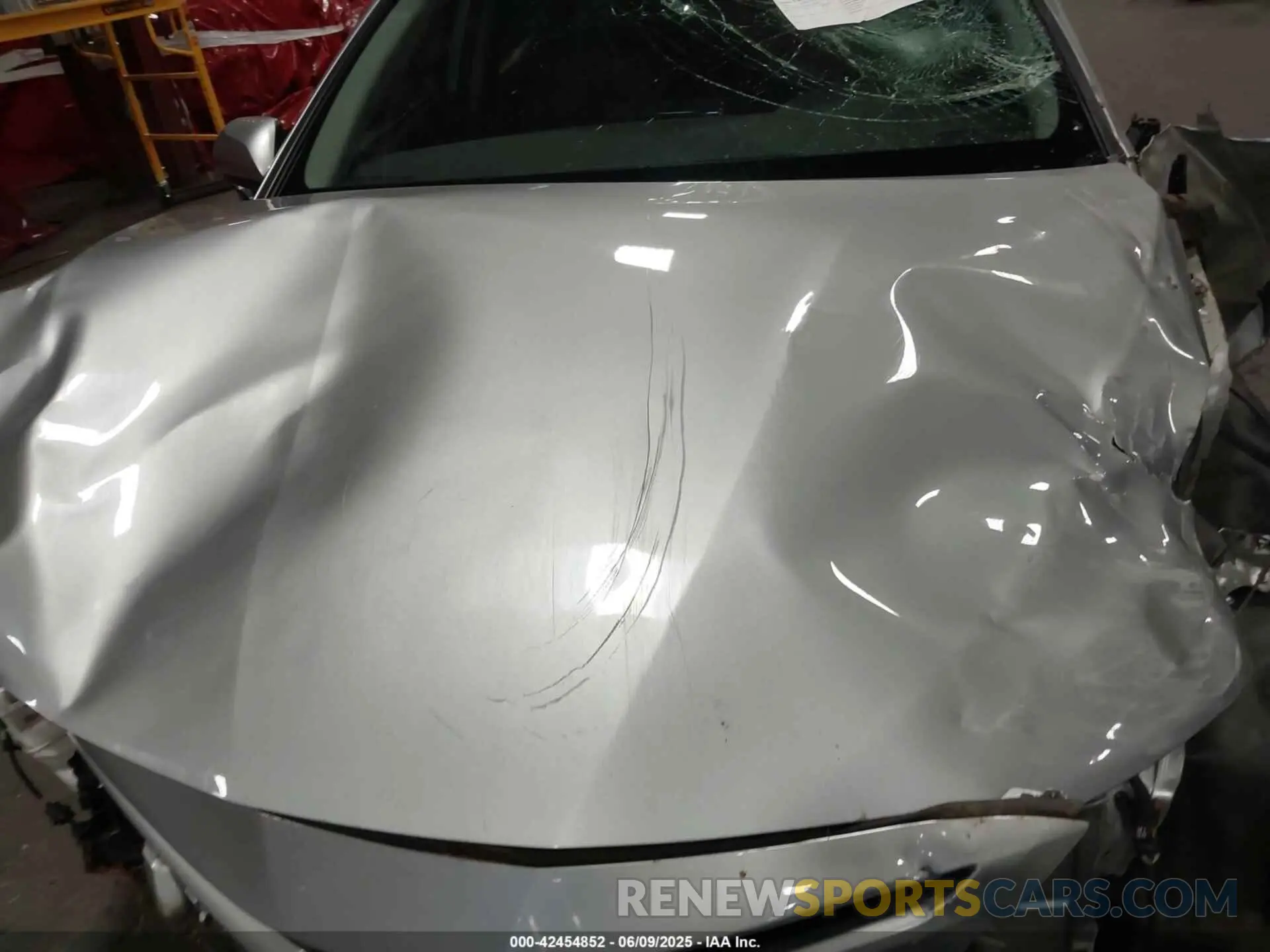 10 Photograph of a damaged car 4T1G31AK7MU556747 TOYOTA CAMRY 2021