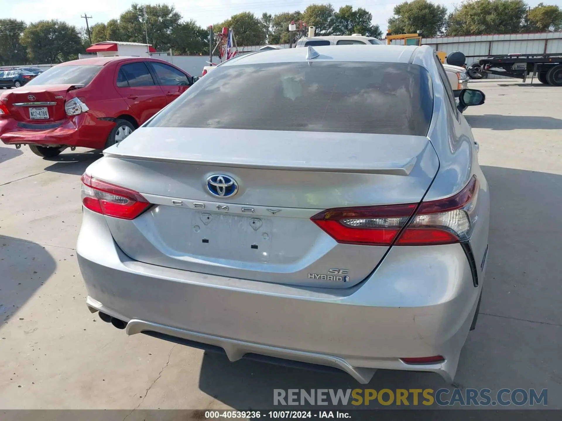 15 Photograph of a damaged car 4T1G31AK7MU560765 TOYOTA CAMRY 2021