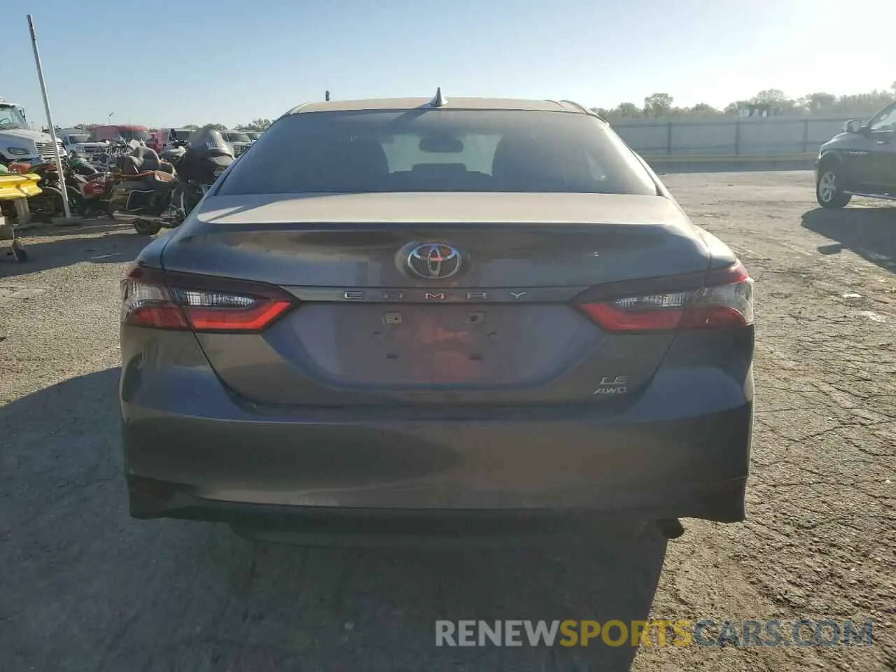 6 Фотография поврежденного автомобиля 4T1H11BK3MU038868 TOYOTA CAMRY 2021