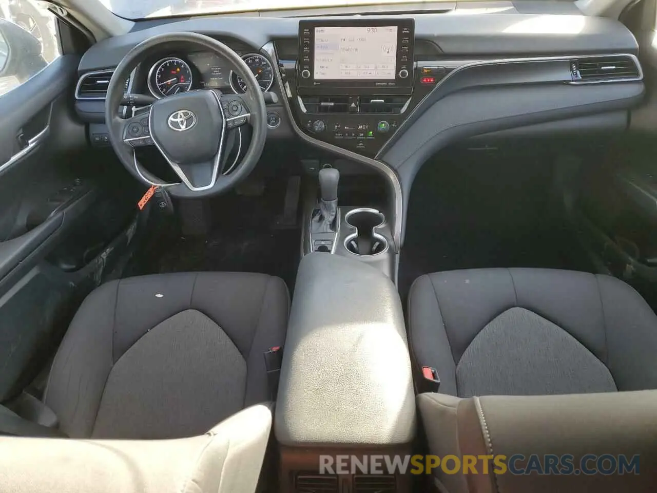 8 Фотография поврежденного автомобиля 4T1H11BK3MU038868 TOYOTA CAMRY 2021