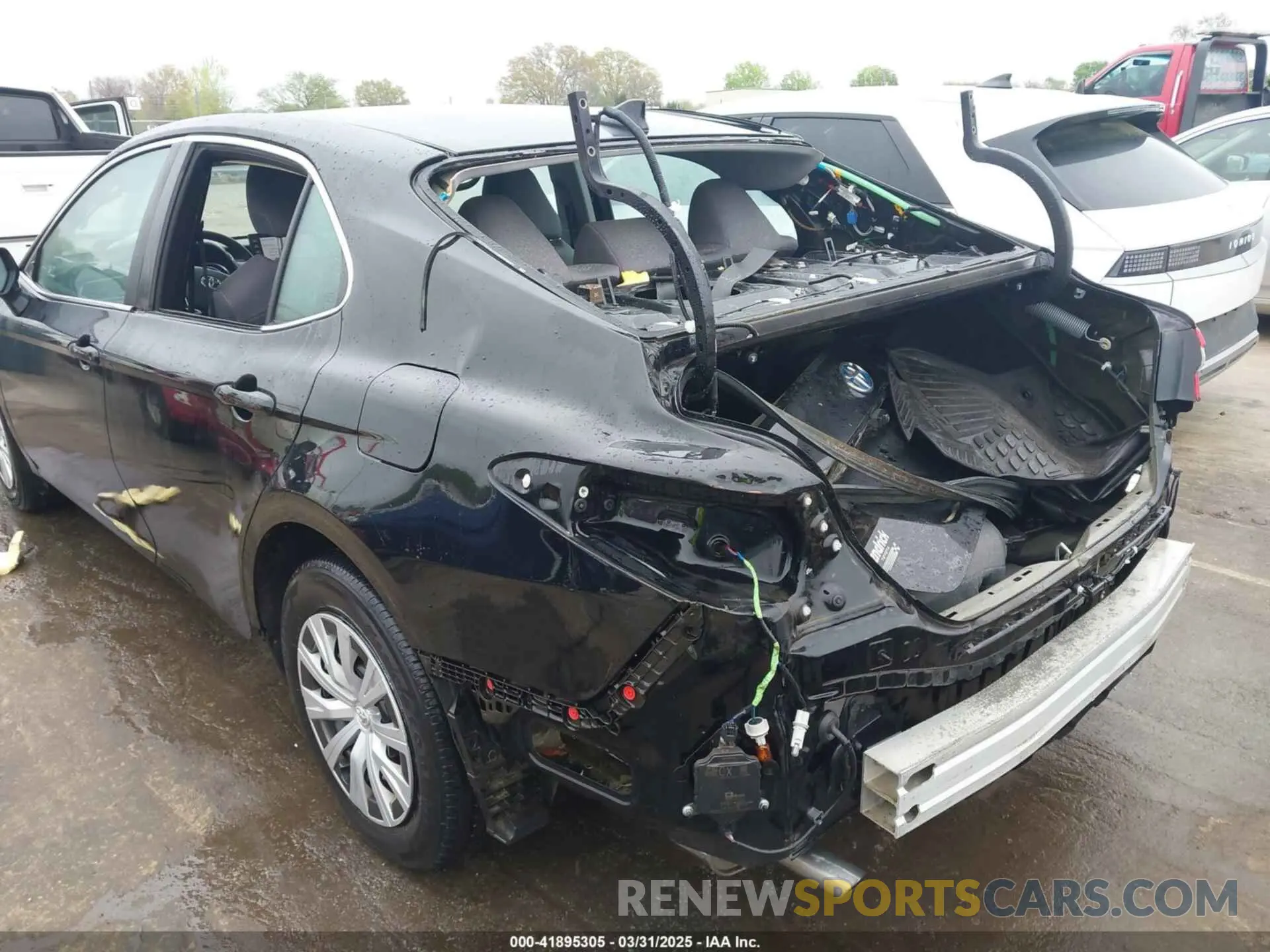 18 Фотография поврежденного автомобиля 4T1H31AK2MU558250 TOYOTA CAMRY 2021