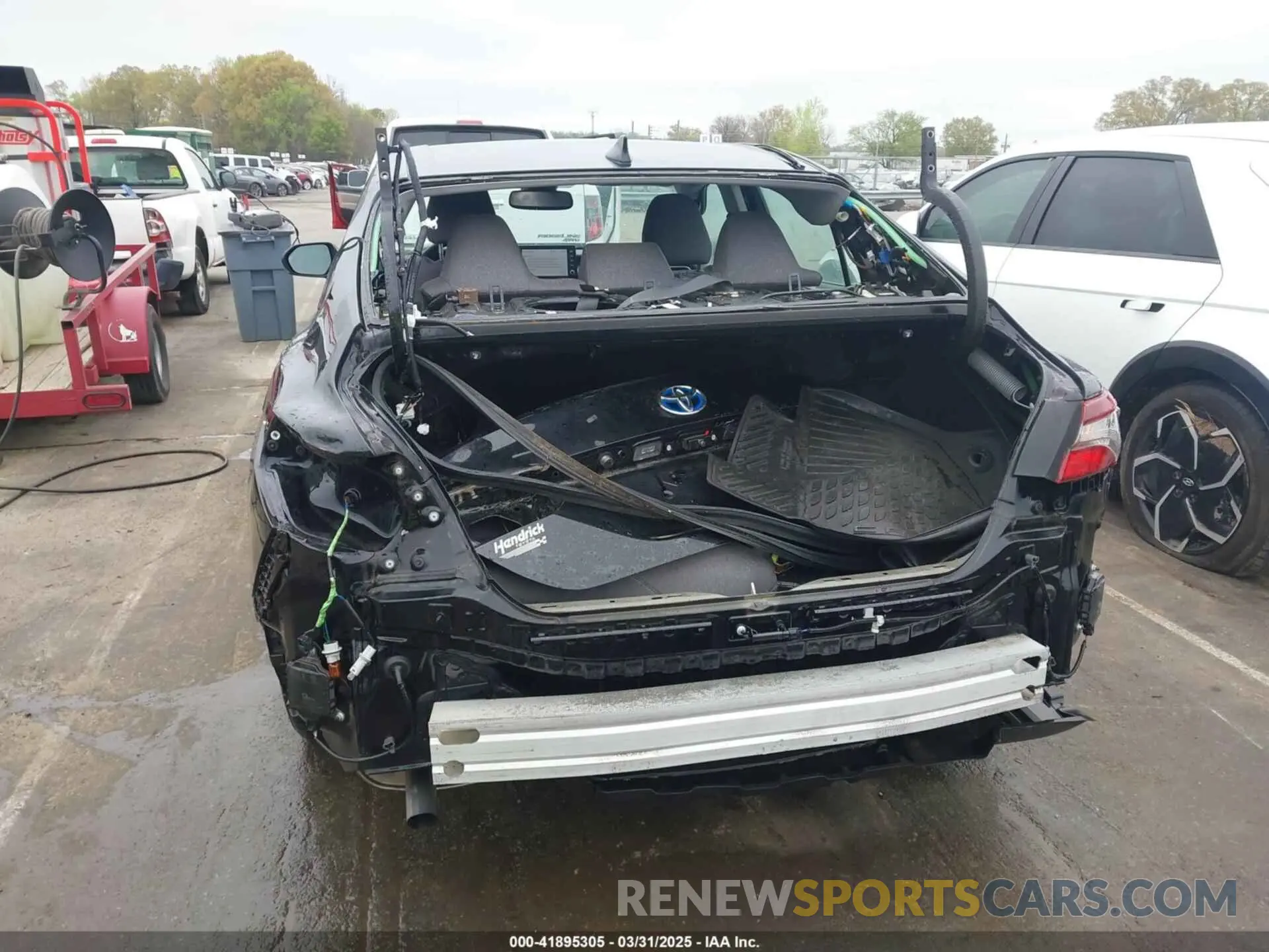6 Фотография поврежденного автомобиля 4T1H31AK2MU558250 TOYOTA CAMRY 2021