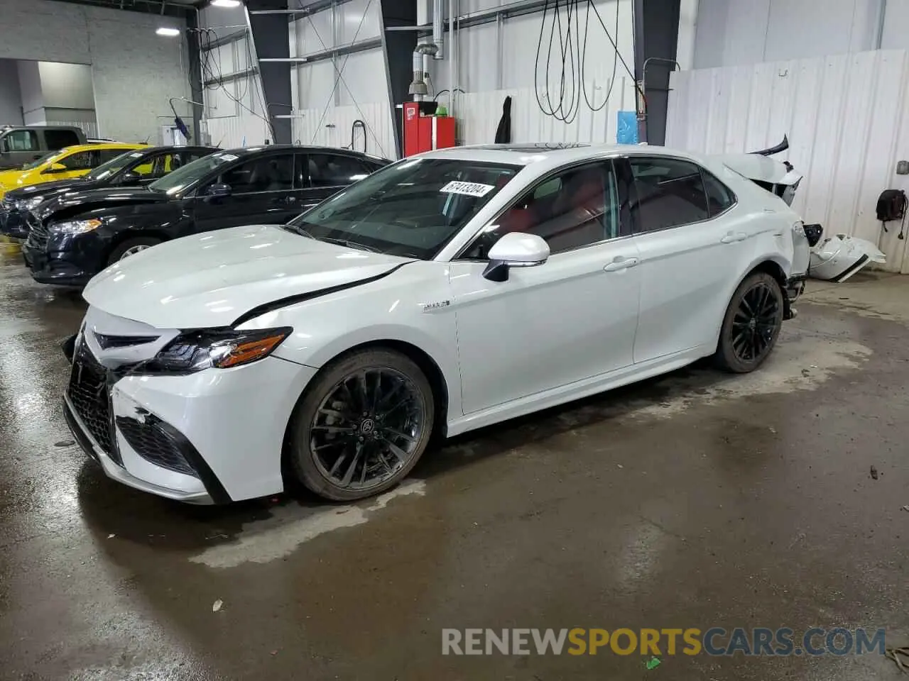 1 Photograph of a damaged car 4T1K31AK0MU030311 TOYOTA CAMRY 2021