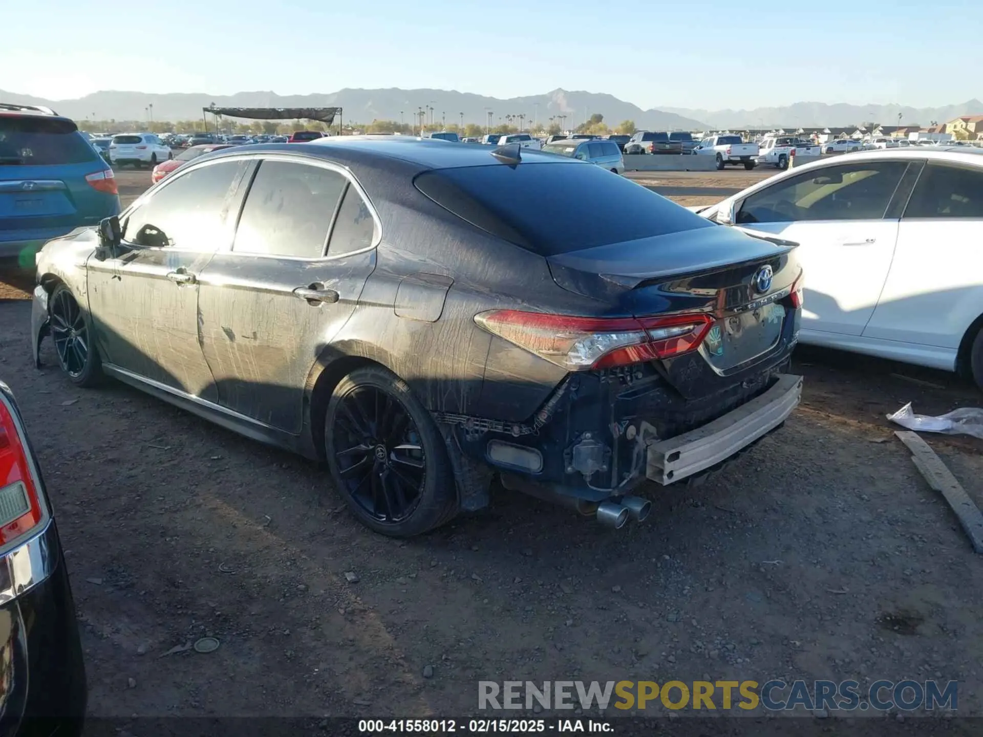 3 Photograph of a damaged car 4T1K31AK0MU553439 TOYOTA CAMRY 2021