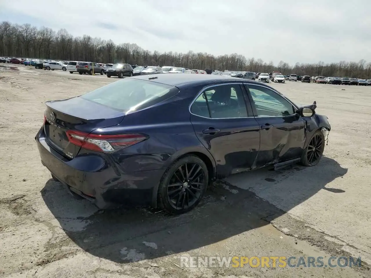 3 Photograph of a damaged car 4T1K31AK1MU548153 TOYOTA CAMRY 2021