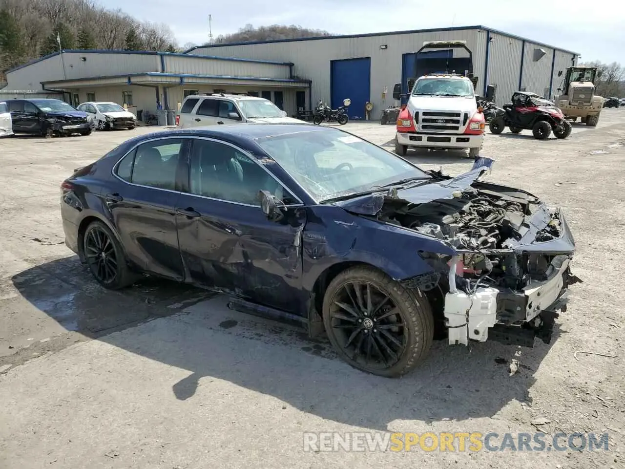4 Photograph of a damaged car 4T1K31AK1MU548153 TOYOTA CAMRY 2021