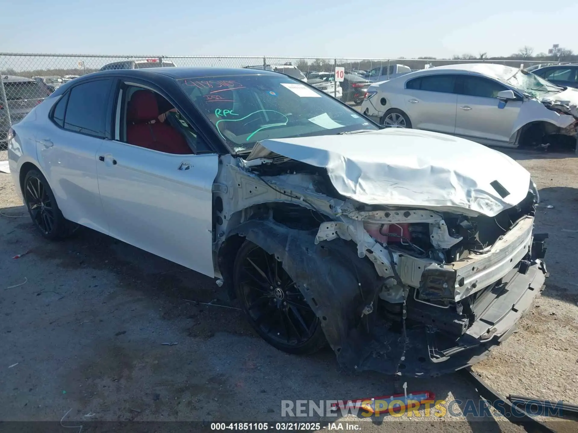 1 Photograph of a damaged car 4T1K31AK2MU020038 TOYOTA CAMRY 2021