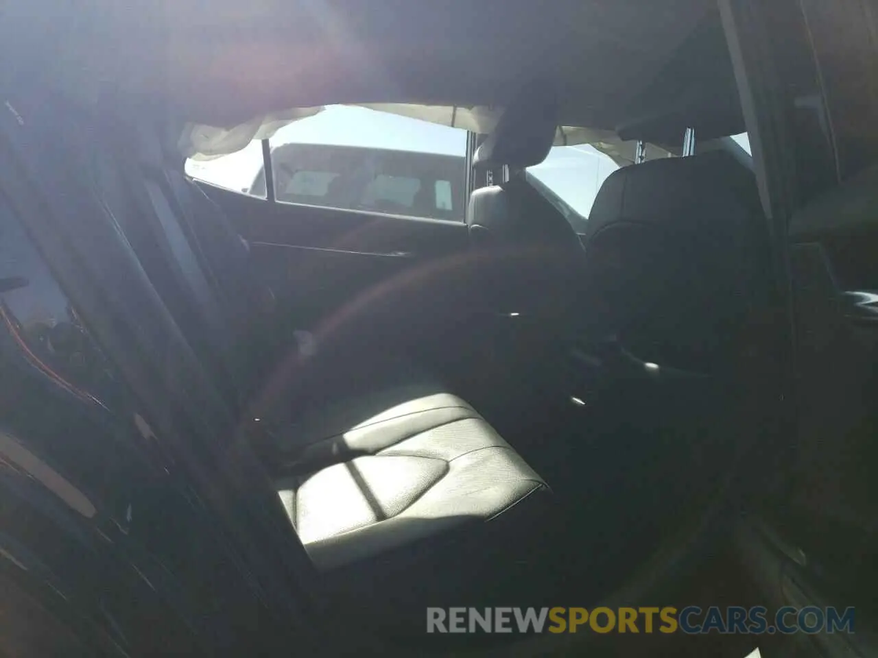 10 Photograph of a damaged car 4T1K31AK2MU552714 TOYOTA CAMRY 2021