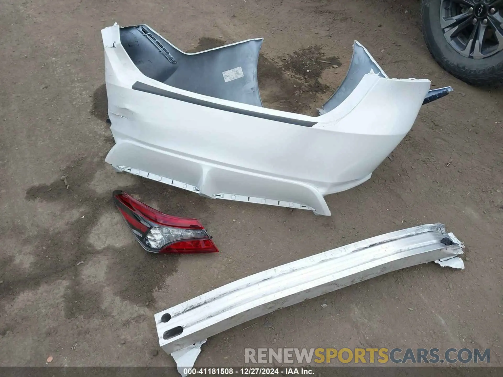 12 Фотография поврежденного автомобиля 4T1K31AK5MU025525 TOYOTA CAMRY 2021