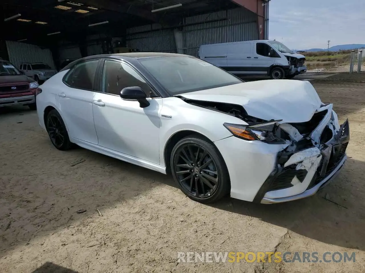 4 Photograph of a damaged car 4T1K31AK6MU030488 TOYOTA CAMRY 2021