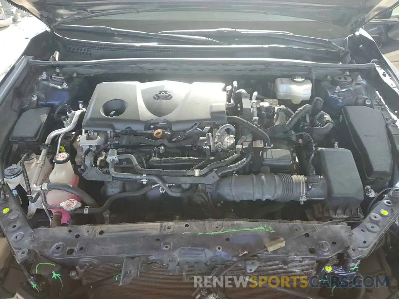 11 Photograph of a damaged car 4T1K31AK7MU555995 TOYOTA CAMRY 2021