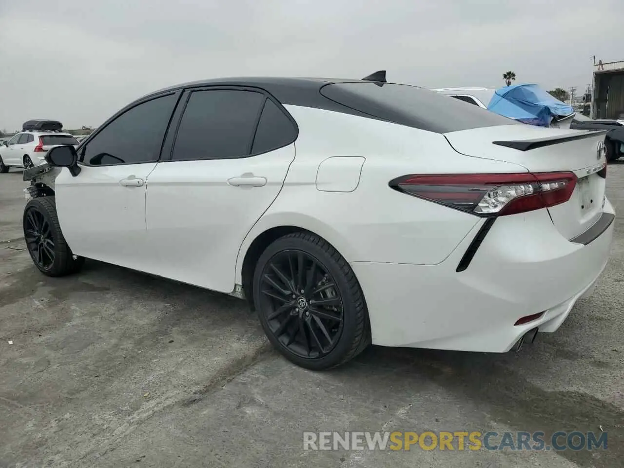 2 Photograph of a damaged car 4T1K31AKXMU031353 TOYOTA CAMRY 2021
