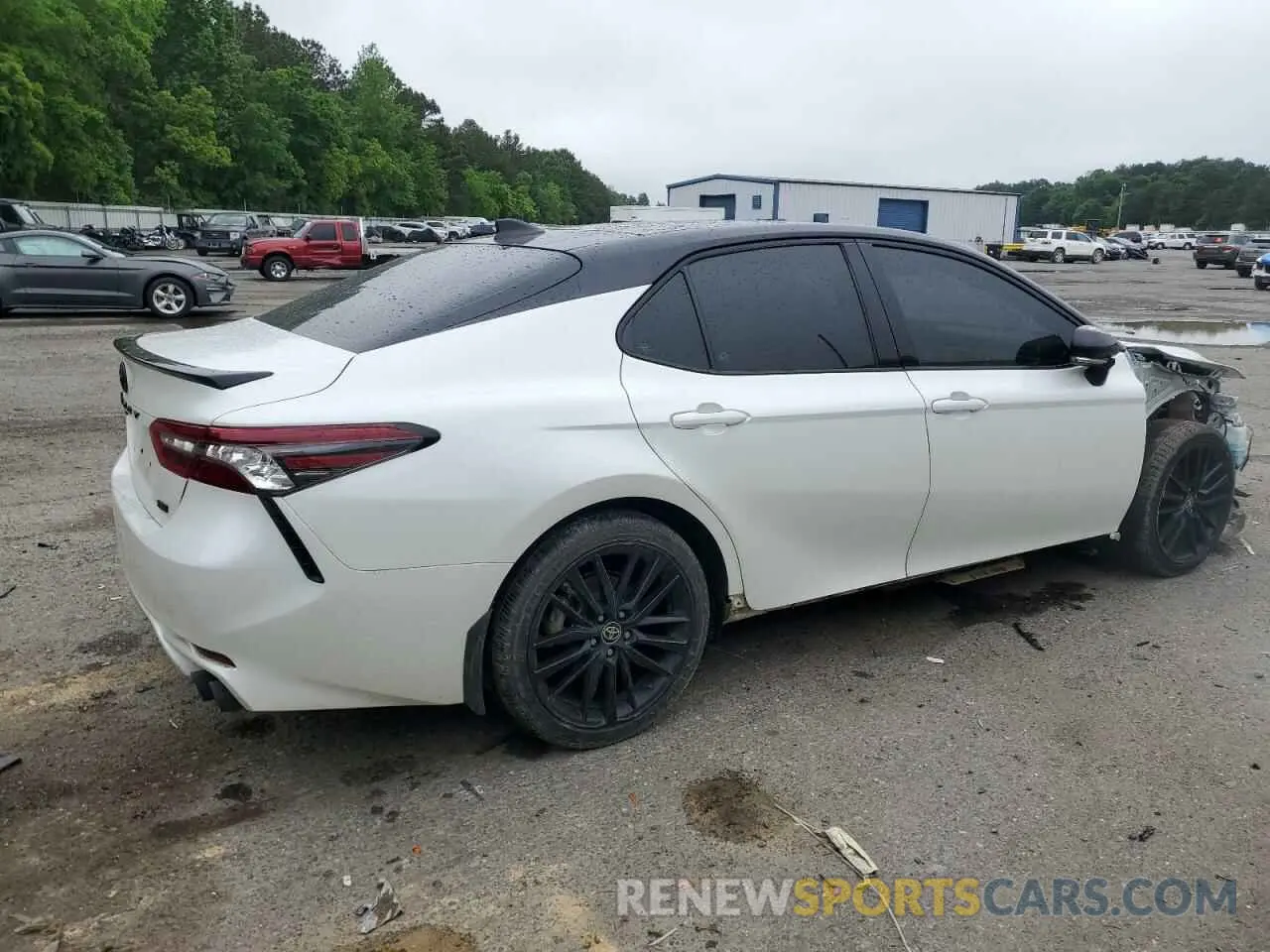 3 Photograph of a damaged car 4T1K61AK1MU406148 TOYOTA CAMRY 2021