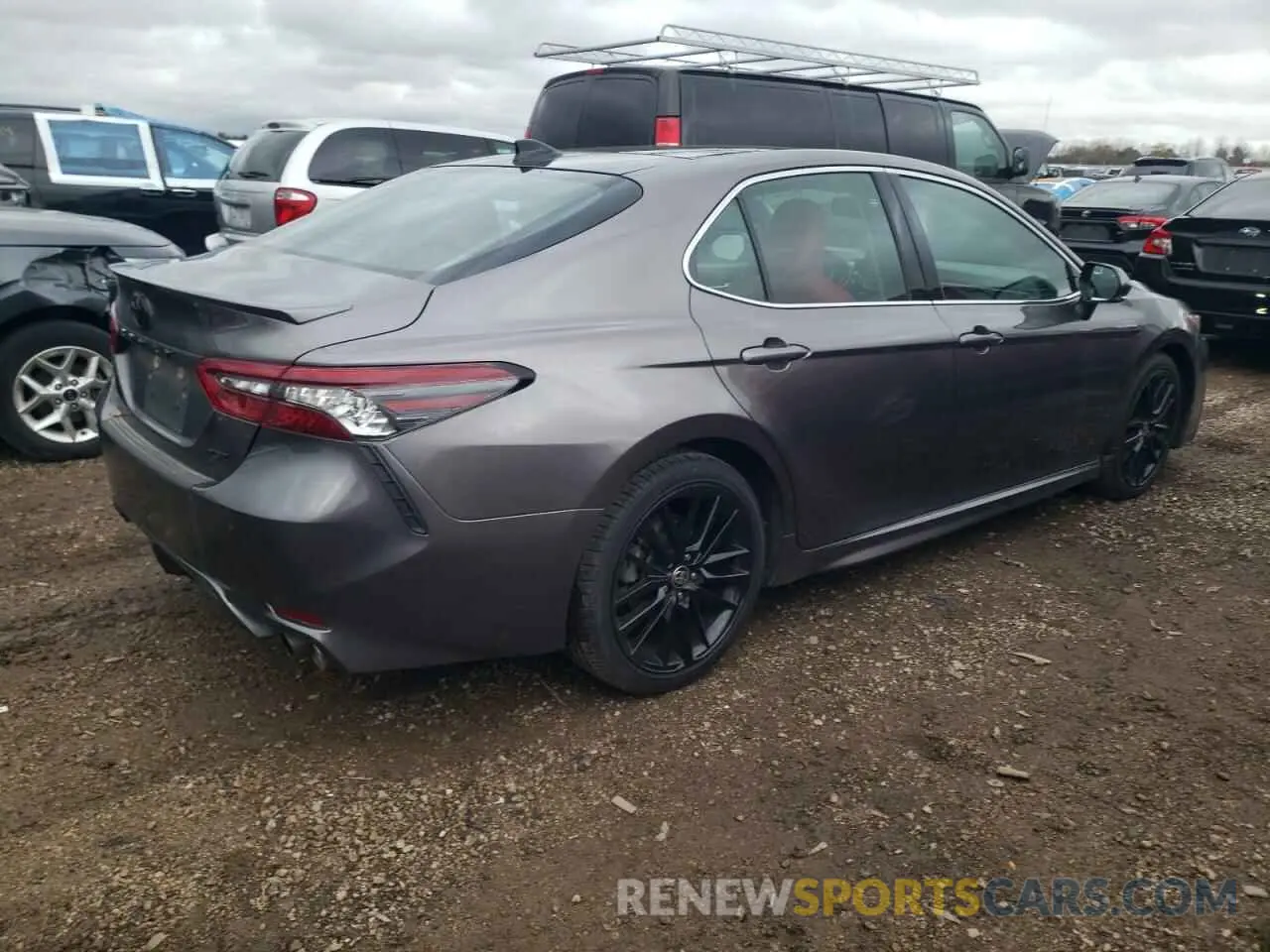 3 Photograph of a damaged car 4T1K61AK1MU423645 TOYOTA CAMRY 2021