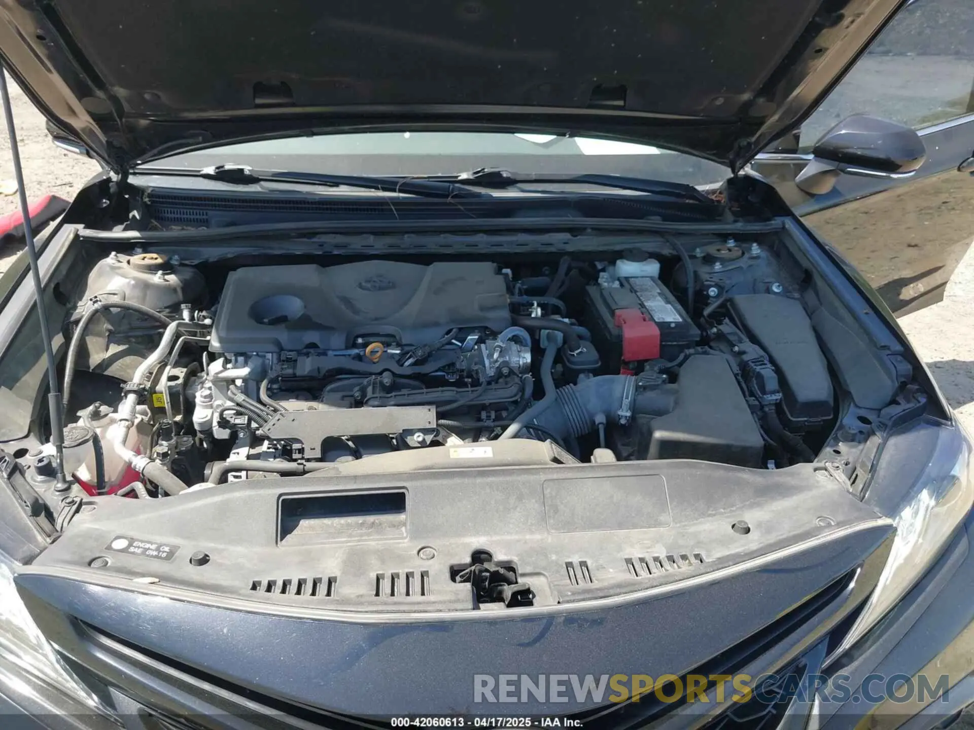 10 Photograph of a damaged car 4T1K61AK1MU531537 TOYOTA CAMRY 2021