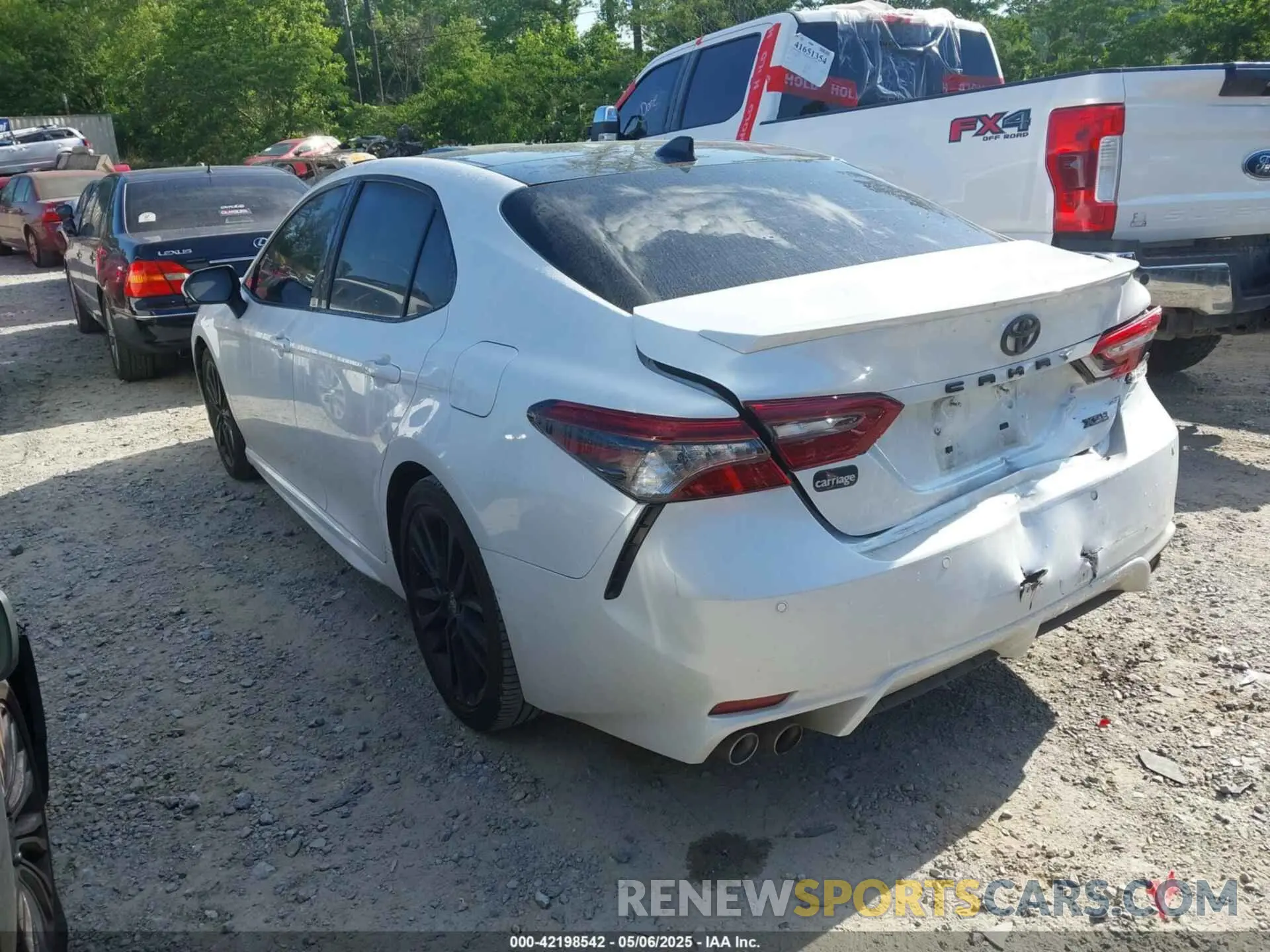 3 Photograph of a damaged car 4T1K61AK1MU590961 TOYOTA CAMRY 2021