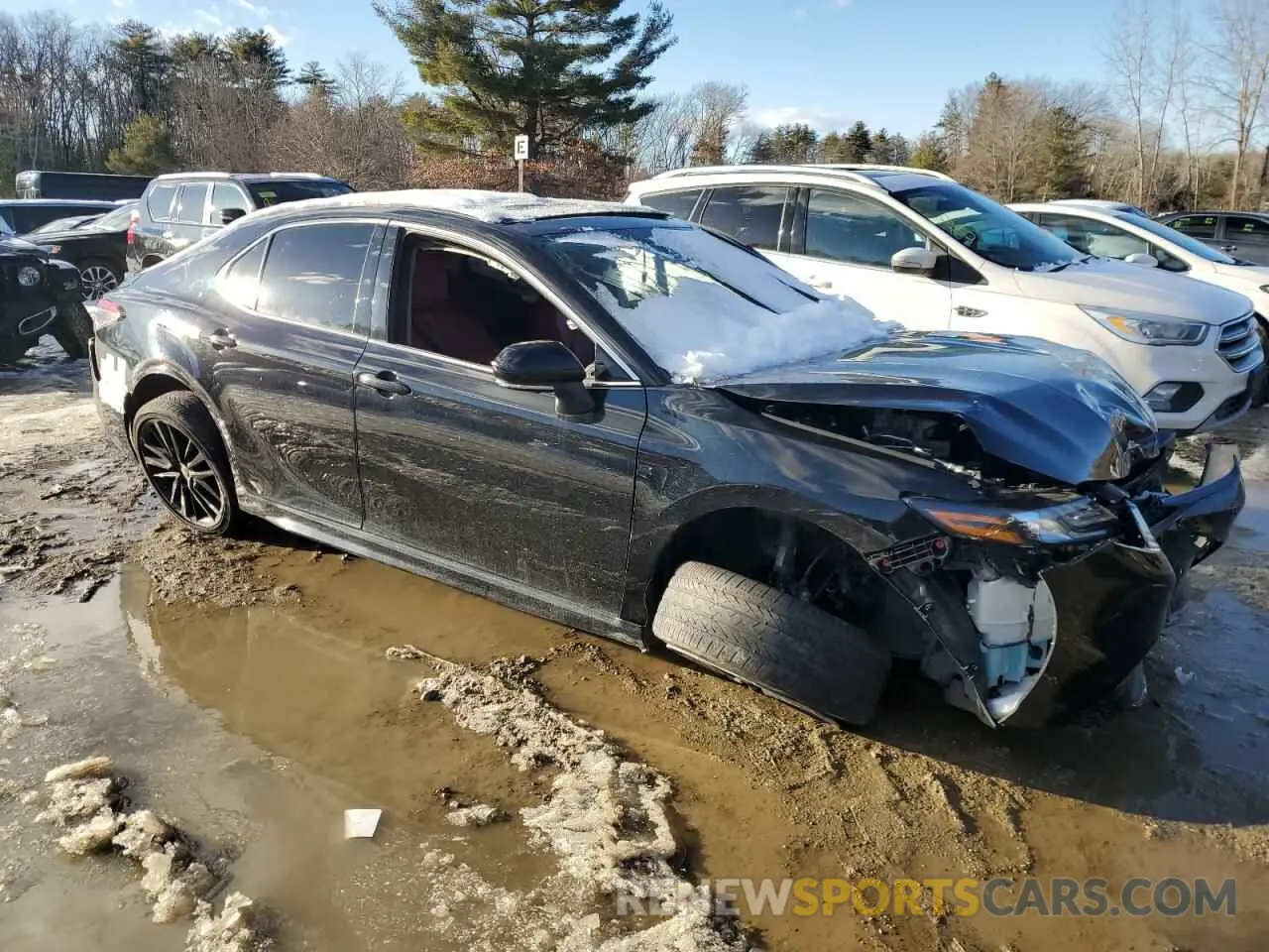 4 Photograph of a damaged car 4T1K61AK1MU595612 TOYOTA CAMRY 2021