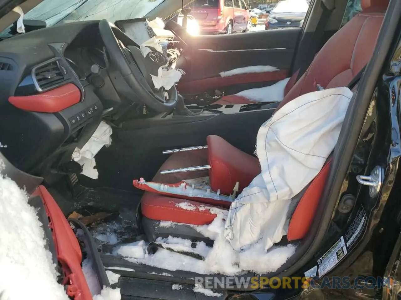7 Photograph of a damaged car 4T1K61AK1MU595612 TOYOTA CAMRY 2021