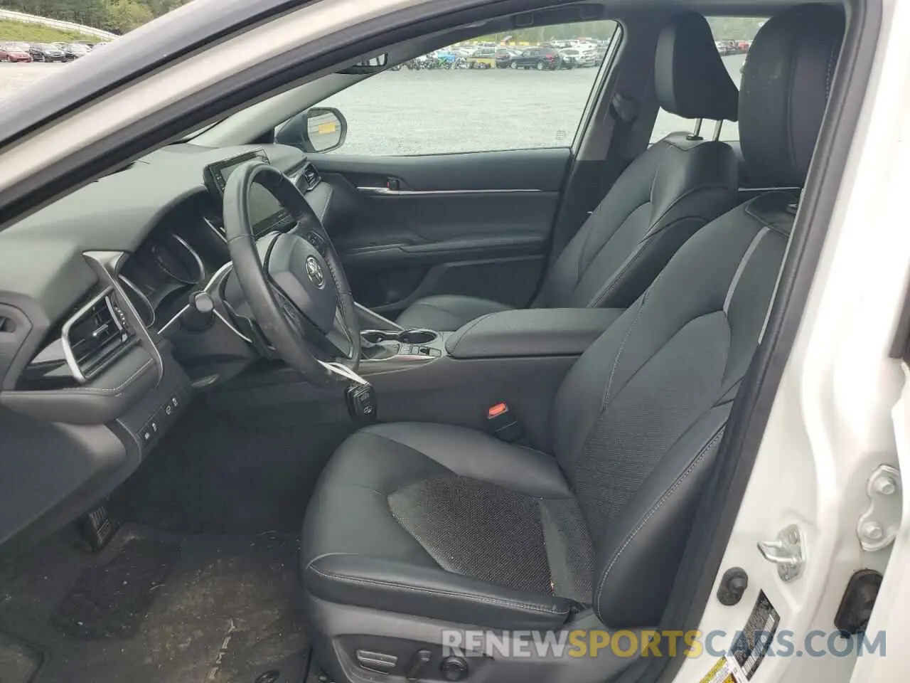 7 Photograph of a damaged car 4T1K61AK2MU462051 TOYOTA CAMRY 2021