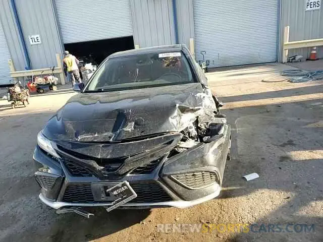 10 Photograph of a damaged car 4T1K61AK2MU549142 TOYOTA CAMRY 2021