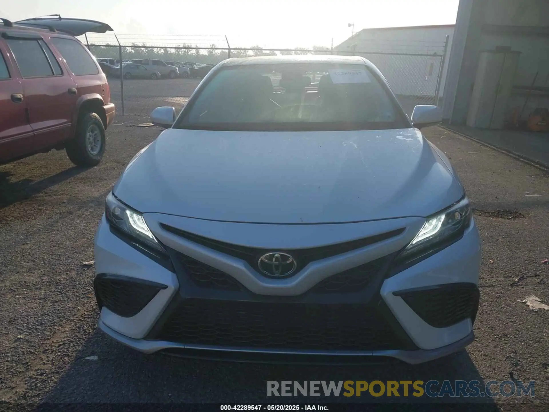 12 Photograph of a damaged car 4T1K61AK2MU597188 TOYOTA CAMRY 2021