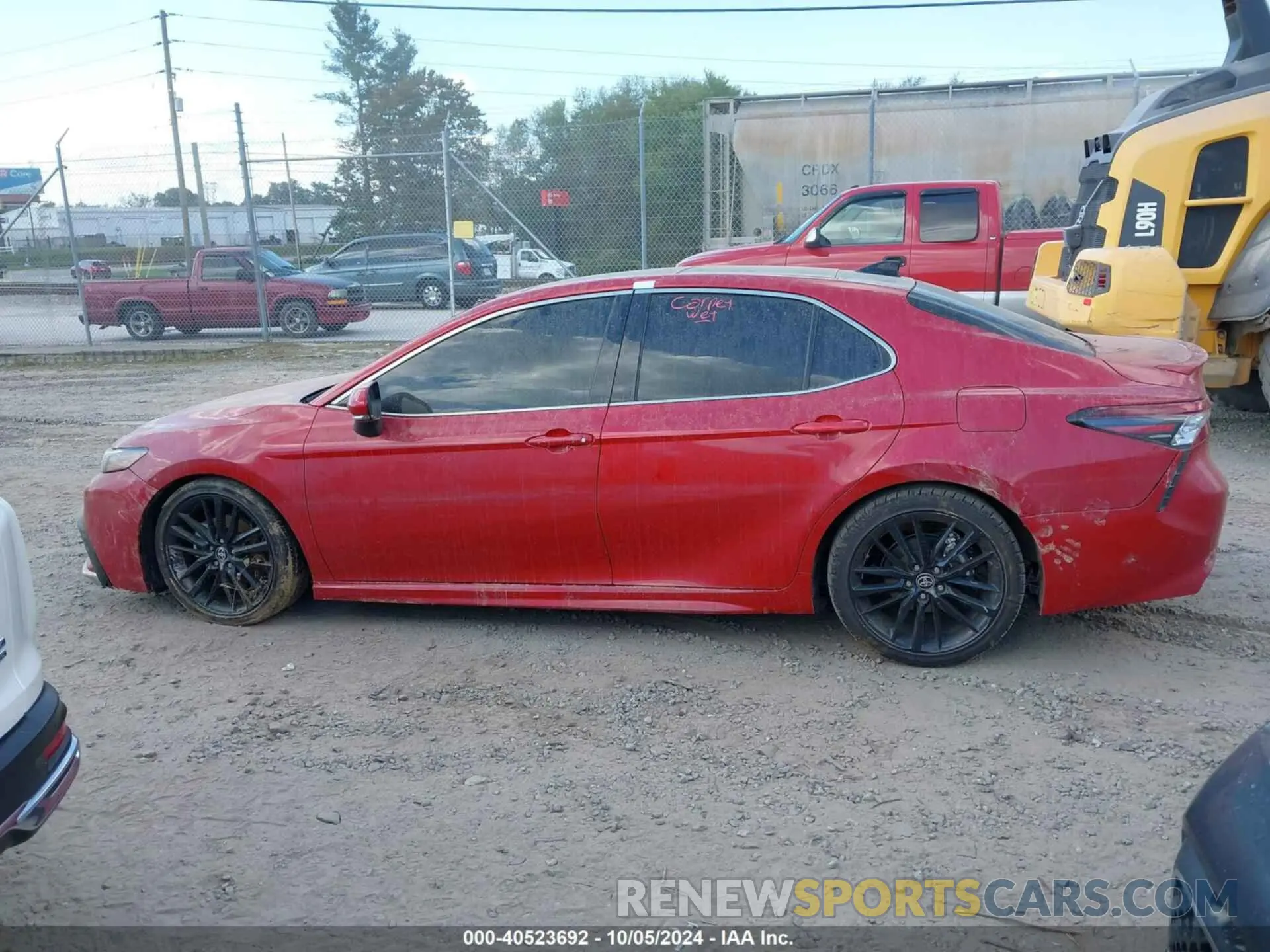 14 Photograph of a damaged car 4T1K61AK3MU482891 TOYOTA CAMRY 2021