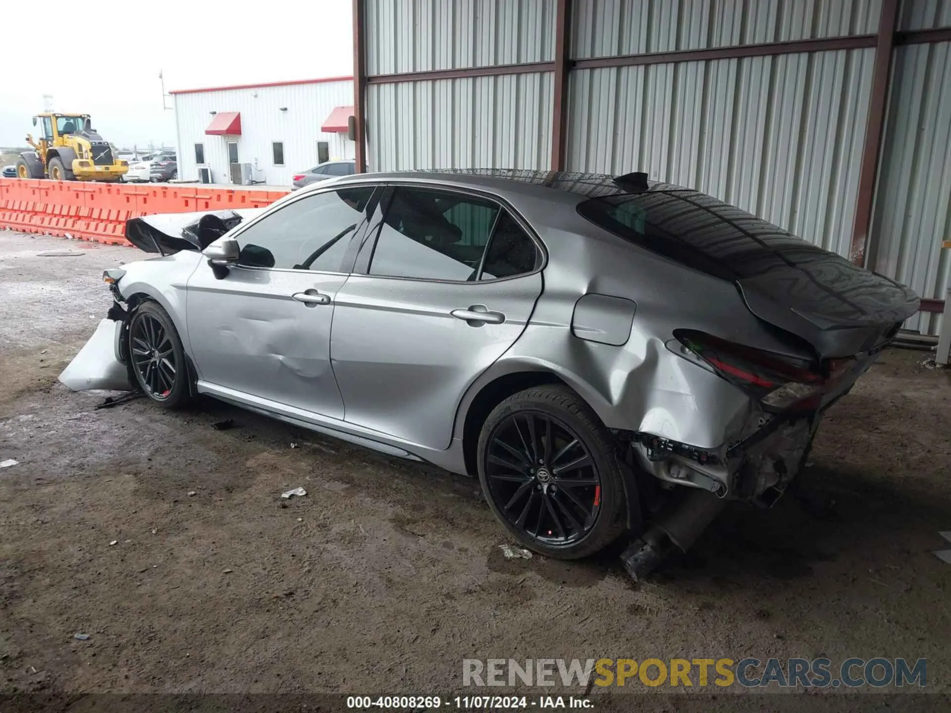 3 Photograph of a damaged car 4T1K61AK3MU526467 TOYOTA CAMRY 2021