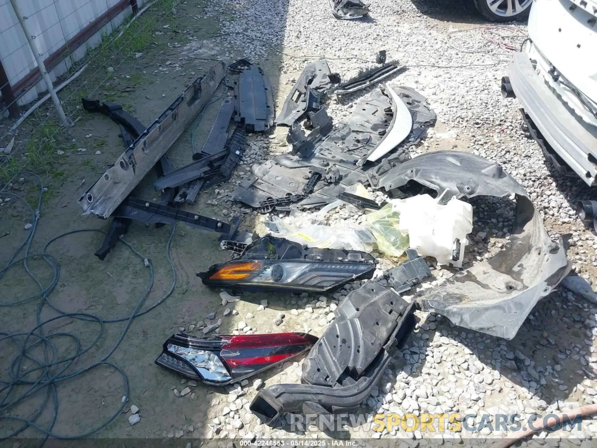 12 Фотография поврежденного автомобиля 4T1K61AK3MU542720 TOYOTA CAMRY 2021