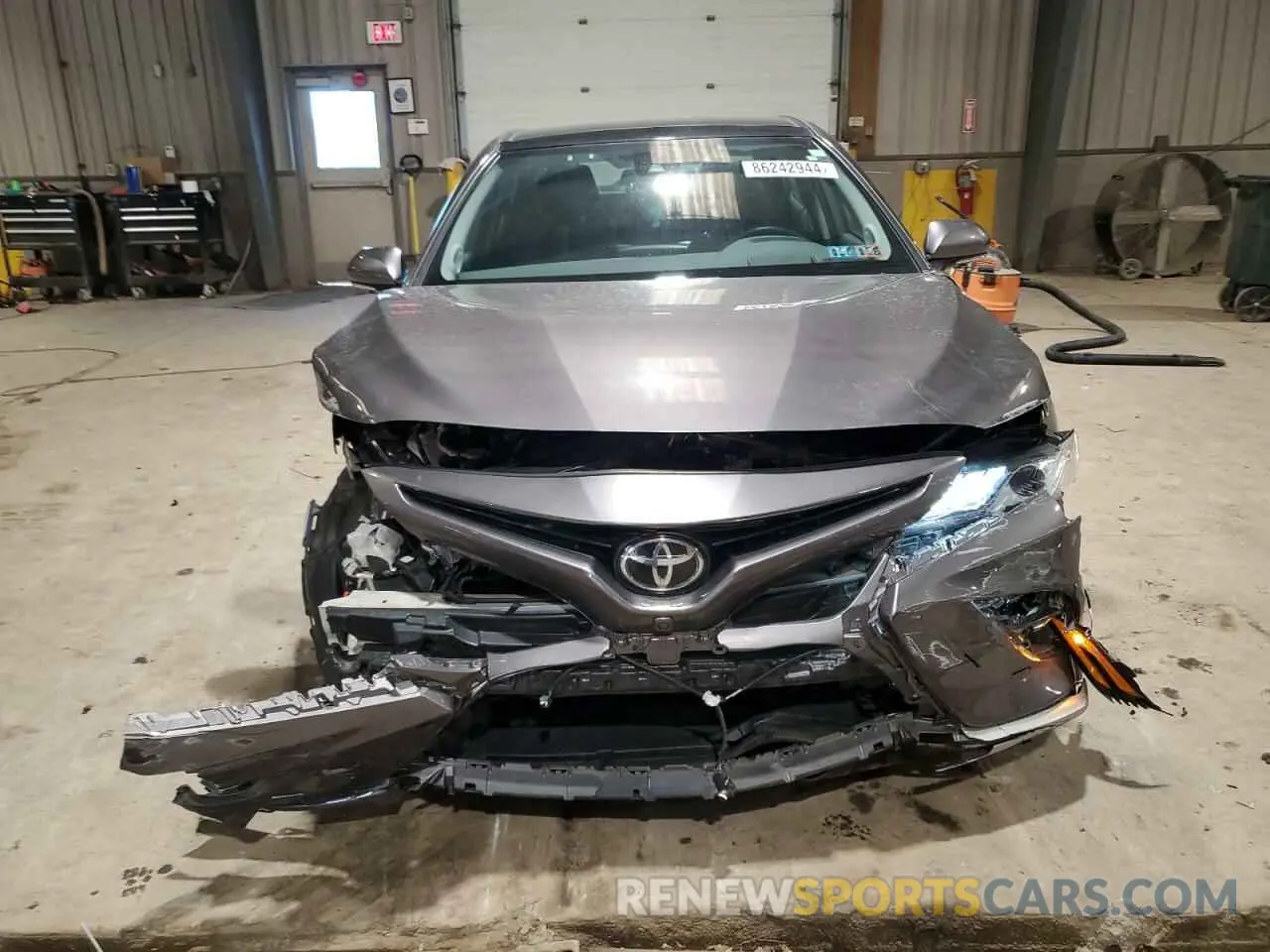 5 Photograph of a damaged car 4T1K61AK3MU579184 TOYOTA CAMRY 2021